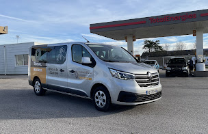 Photo n°7 de Renault/Dacia- Garage Bourdet à Carentan-les-Marais (Vendeur de voitures d'occasion)