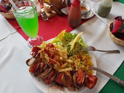 Photos of Restaurante el Pescador de Santiago Atitlan, Solol&aacute;, Guatemala.