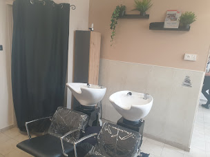 Photo n°6 de Elle & Lui Coiffure à Hettange-Grande (Salon de coiffure)