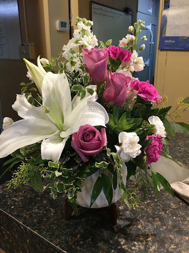 Tara's Floral Expressions Gallery - United States