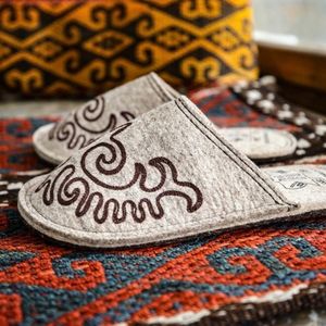 Woolenstocks - Visual