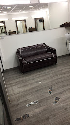 Photo n°6 de Coiffure de prony à Paris (Barbier)