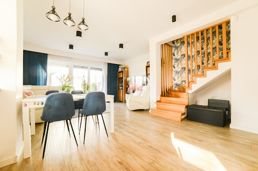 Know House Nieruchomości