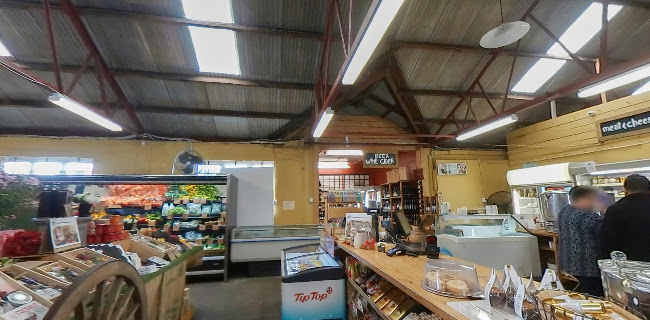 Comments and reviews of Paddock to Pantry