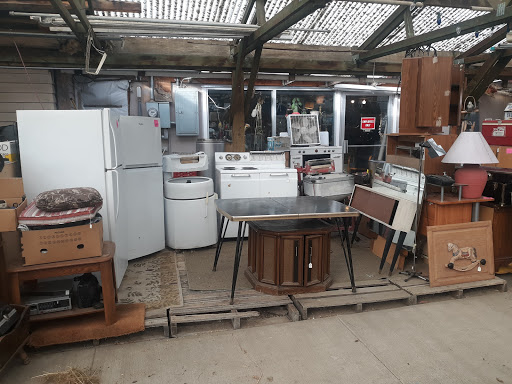 Recoup Consignment & Flower