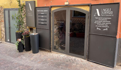 Agli Uffizi - Visual