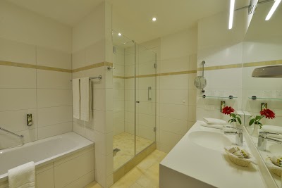 Photos of Best Western Hotel Der Lindenhof