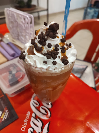 Caty's - Visual