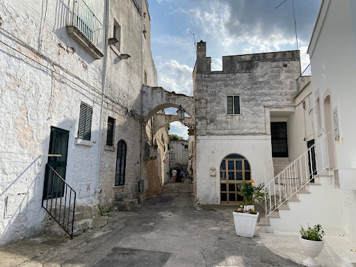 Ostuni parcheggio Tenente SPECCHIA