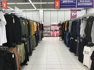 Photo n°18 de B&M à La Roche-sur-Yon (Magasin de jouets)