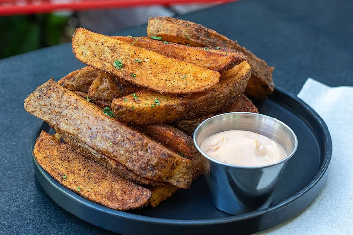 Off The Wall Craft Beer & Wine by null