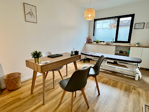 Photo n°2 de Olivia SERRES - Ostéopathe à Bordeaux (Ostéopathe)