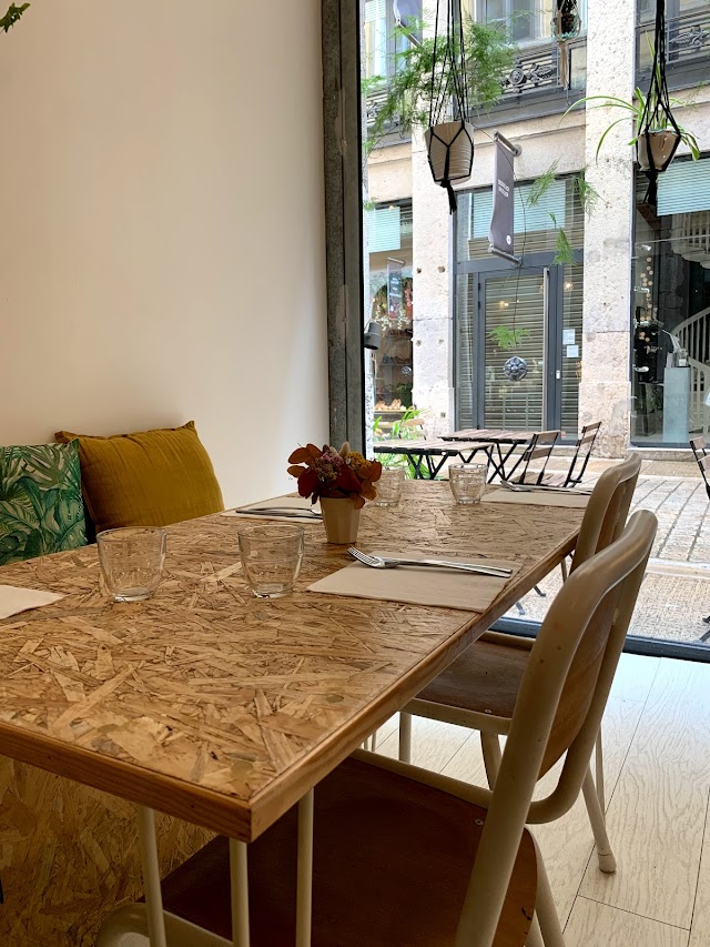 Traboule Kitchen
