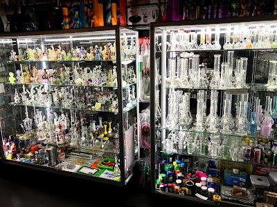 Twisted Smoke Shop (J St)