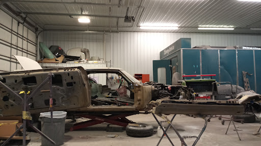 Vic's Custom Garage & Denmar Auto Body - Thumbnail