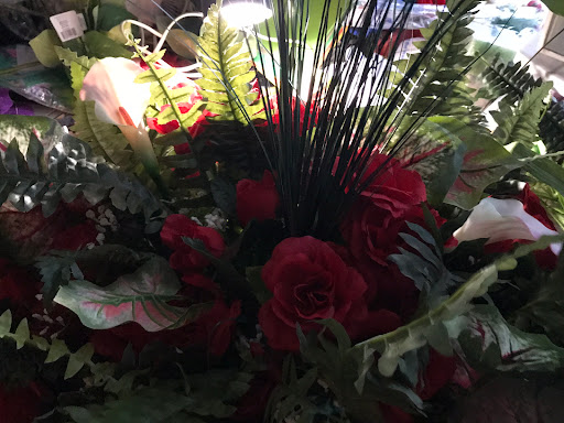 Betty's Bouquets & More - Thumbnail