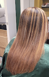 Photo n°20 de Melaky Cosmo à Paris (Salon de coiffure)