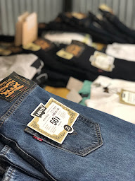 Photo n°3 de ULTIMATE à Digne-les-Bains (Magasin de vêtements pour femmes)