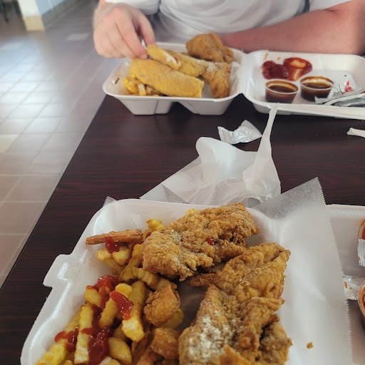 GATOR FISH N' CHICKEN - Thumbnail