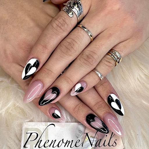 PHENOMENAILS - Visual