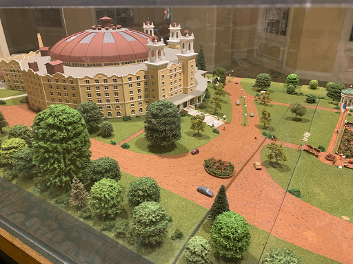 Indiana Landmarks Tours - West Baden Springs Hotel - Thumbnail