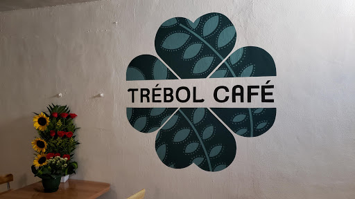 Trébol café - Visual