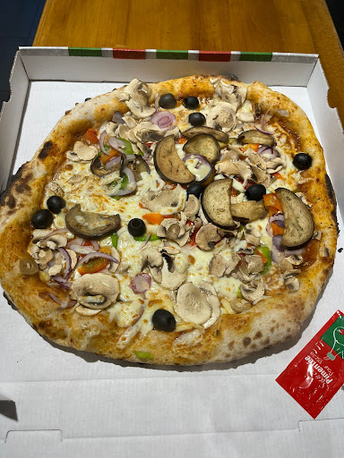 Pizza Bella Napoli Gallery - France