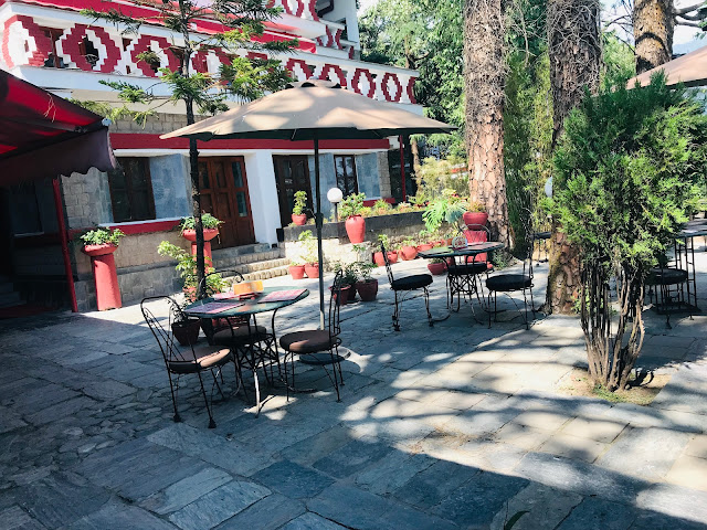 Chonor House by null