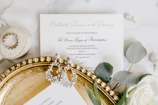 Fleur De Lis Floral - Thumbnail