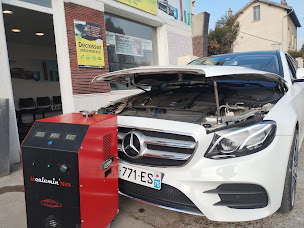 Photo n°1 de Decalamin'Center à Montsoult (Garage automobile)