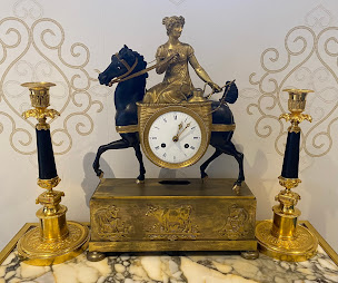 Photo n°1 de Antiquaire Nevers à Beaune (Magasin d'antiquités)