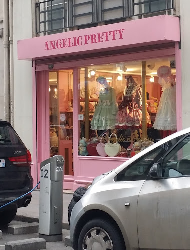 Angelic Pretty Paris