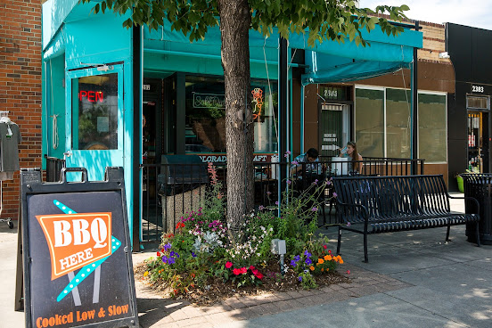 Roaming Buffalo Bar-B-Que by null