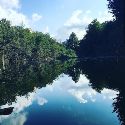 Çömlekçi Creek