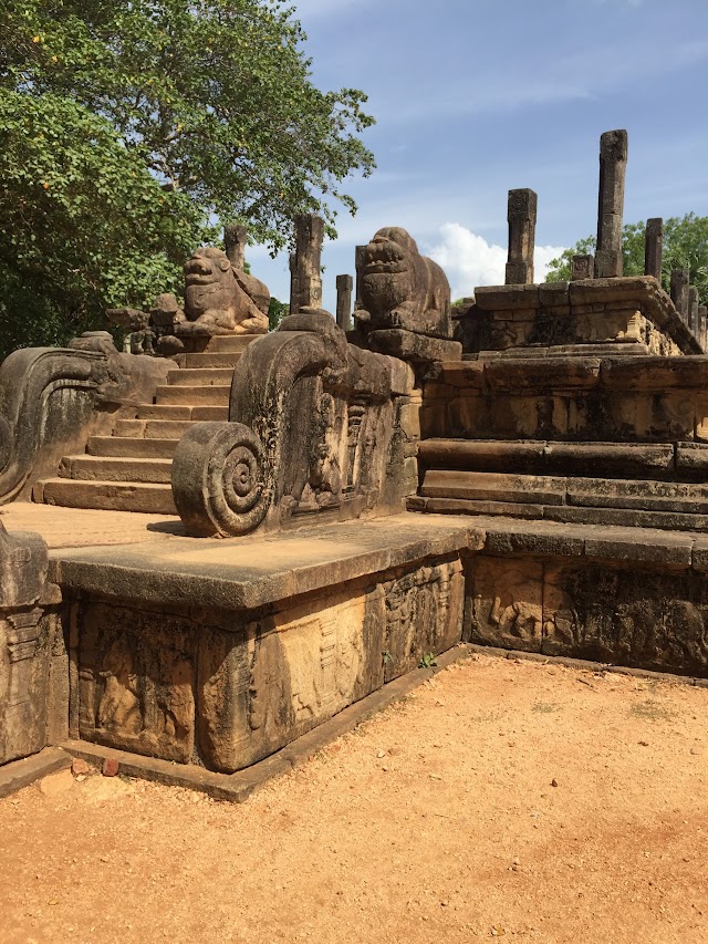Vejayanta Pasada,King parakramabahu