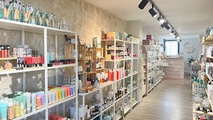 Photo n°24 de Les Beautés Bio Puget sur Argens - Institut de beauté Head Spa à Puget-sur-Argens (Parfumerie)