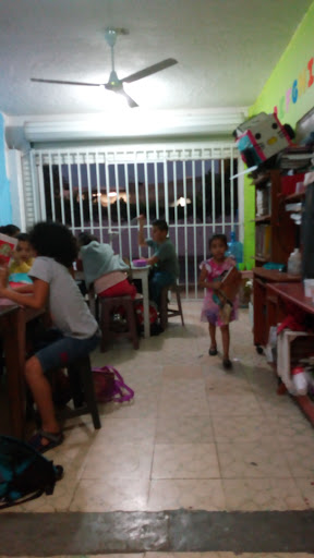 La Escuelita CENTRO INFANTIL - Thumbnail