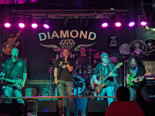 Diamond Jim's - Visual