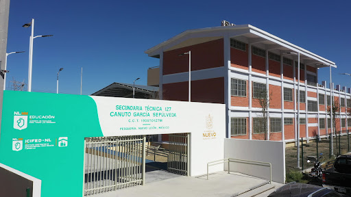 Escuela Secundaria Técnica 127 - Thumbnail