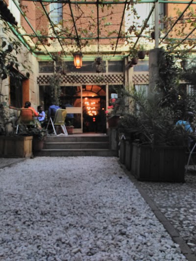 Photos of Garden Court Bar & restaurant