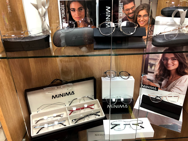 Adams Opticians - Optician