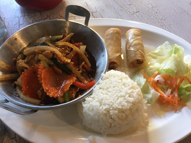 Crying Thaiger Restaurant