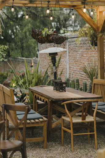 Bastardo Restaurante & Beer Garden