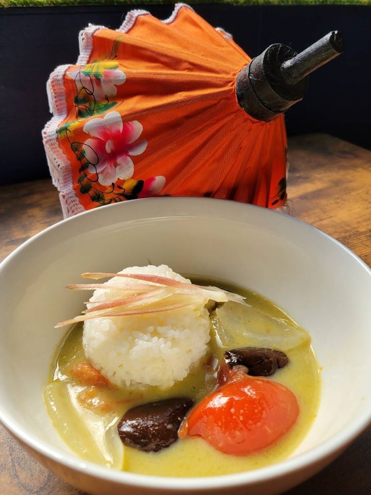 vegan タロットCAFE モモトクジャク