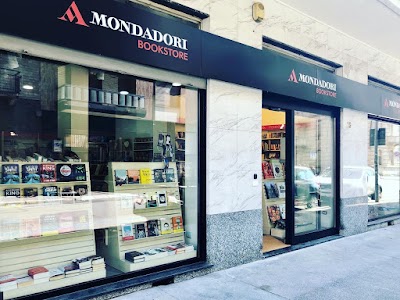 Mondadori Bookstore Bernini
