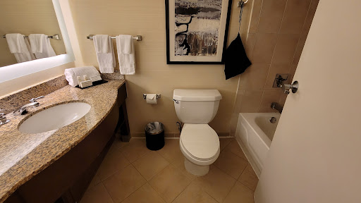 Embassy Suites by Hilton Cleveland Beachwood - Thumbnail