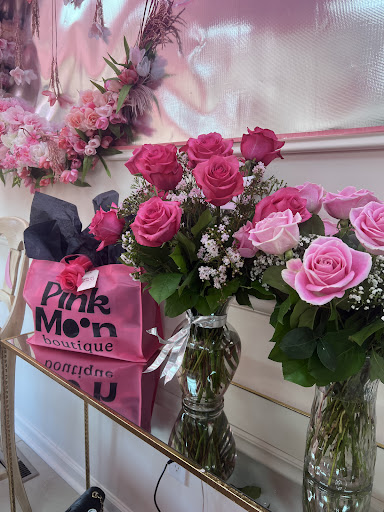 Pink Moon Boutique - Thumbnail