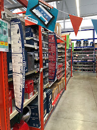 Photo n°15 de CEDEO Pantin : Sanitaire - Chauffage - Plomberie à Pantin (Fournisseur de matériel d'éclairage scénique)