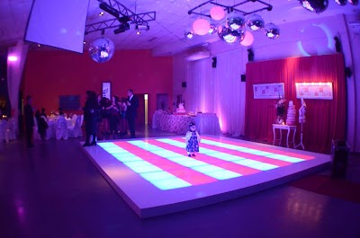 Photos of Galeon salons