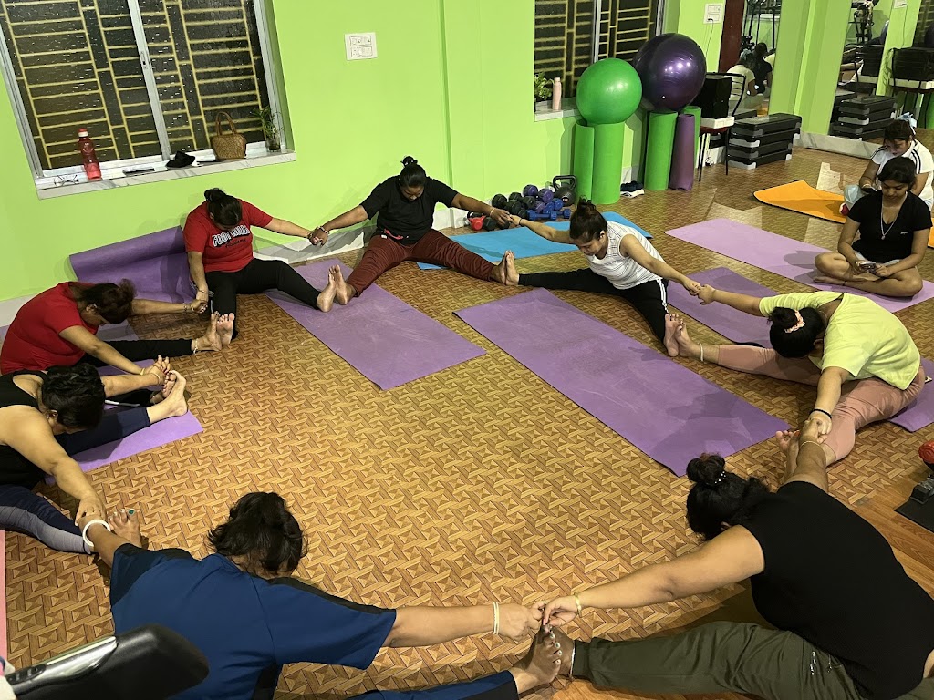 She Strong Yoga Fitness